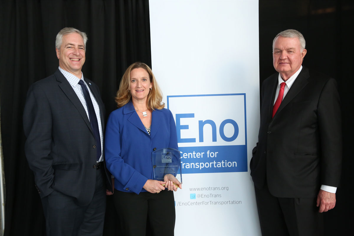 UC Davis Alumnus Patricia Hendren Receives the Distinguished Alumni Award from the Eno Center for Transportation